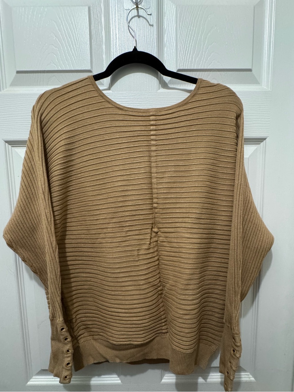 New York & Company Ribbed Crewneck Sweater in Tan sz L